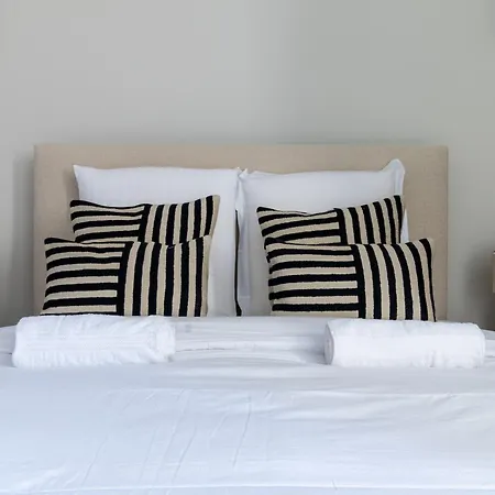 Apartment T2 Climatise, Marais